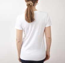 Carica l'immagine nel visualizzatore di Gallery, I love my Cat – T-shirt